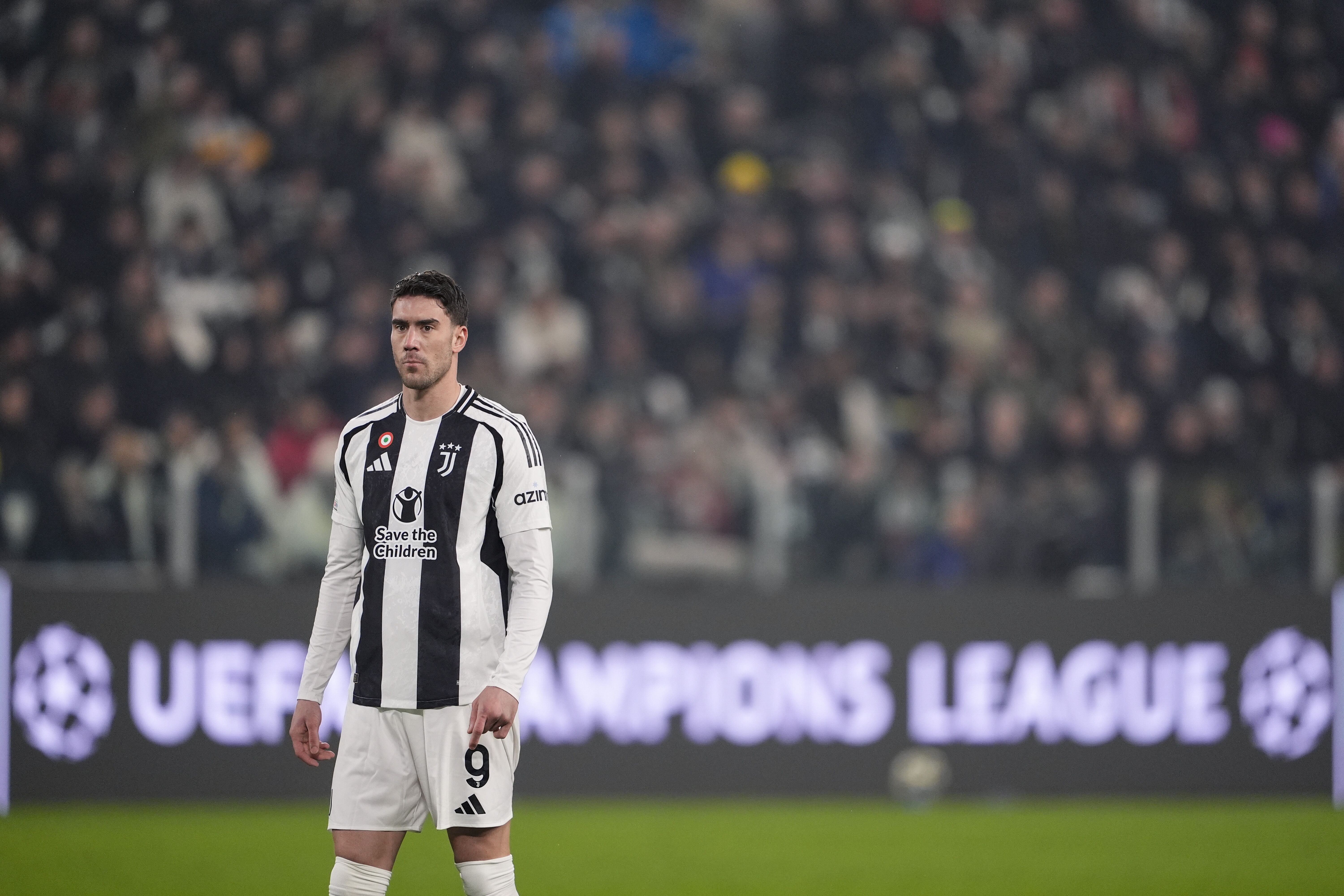 斯基拉透露弗拉霍维奇转会米兰已达成个人协议 否则将履行完现有合约