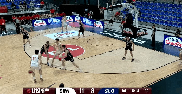 虎头蛇尾！张博源9中3得到11分3篮板1抢断