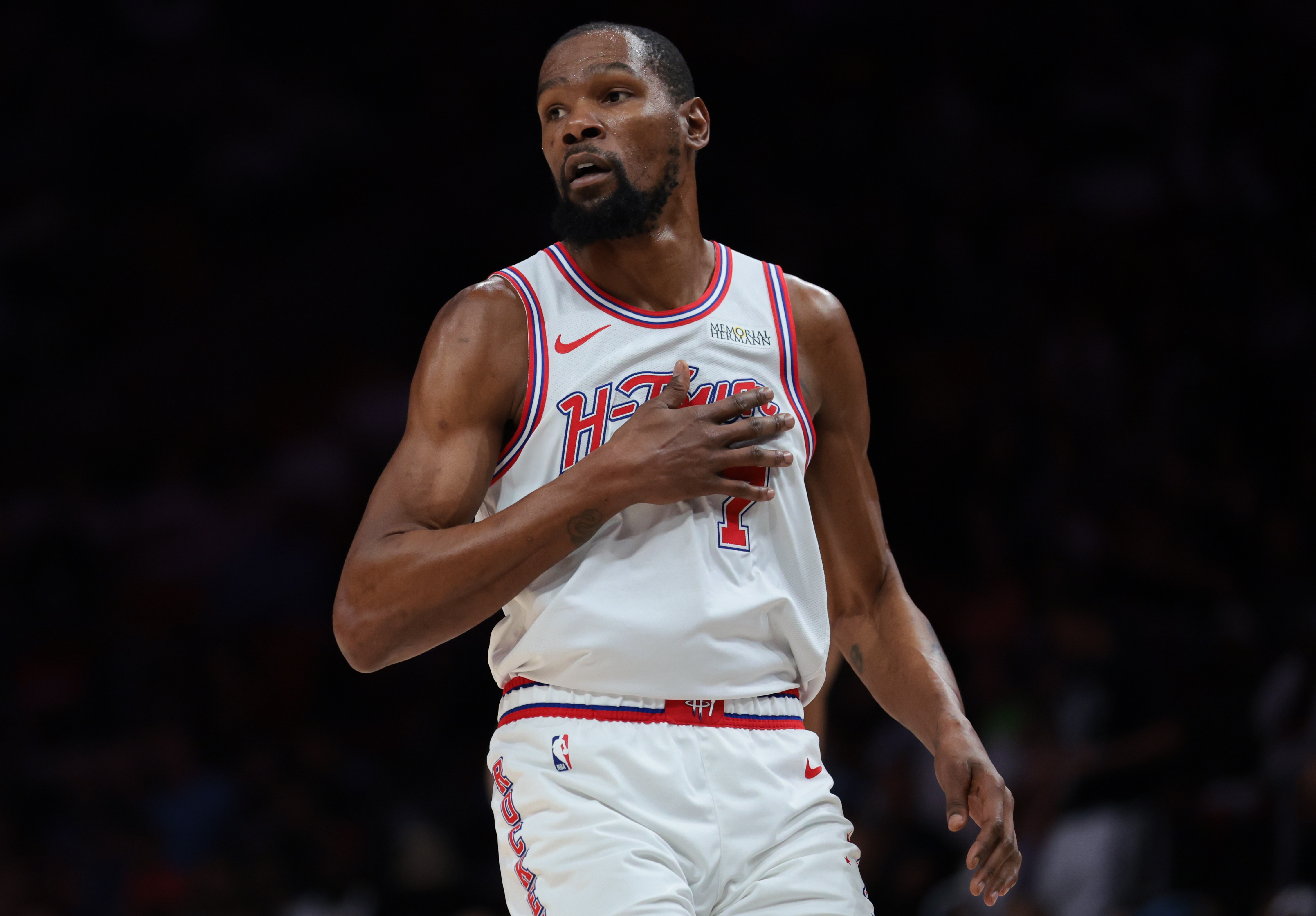 体育直播-杜兰特：今天防守非常出色 迫使对手陷入阵地进攻&amp;勉强投篮