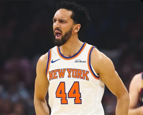 网页版登录入口-神射手！美记：沙梅特最近33次三分出手已命中23球